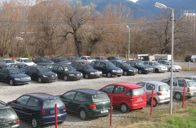 Продажбите на коли в Европа продължават да намаляват