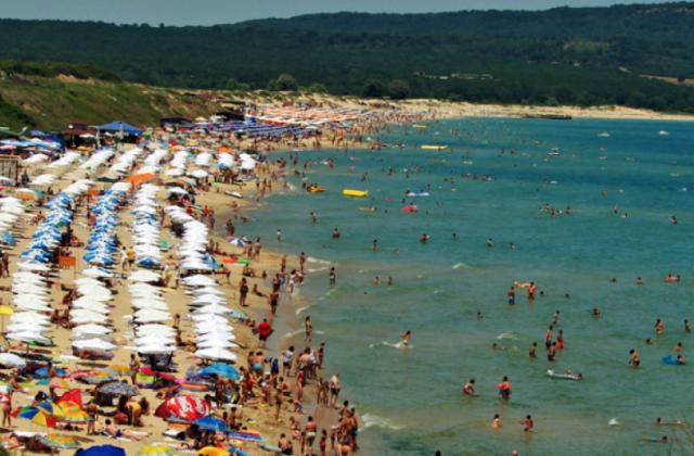 Лято 2019 – между празните плажове по Черноморието и опашките на границата с Гърция