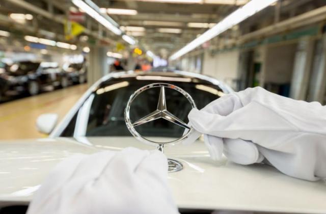 Daimler го грози глоба до 1 млрд. евро за мръсни дизели