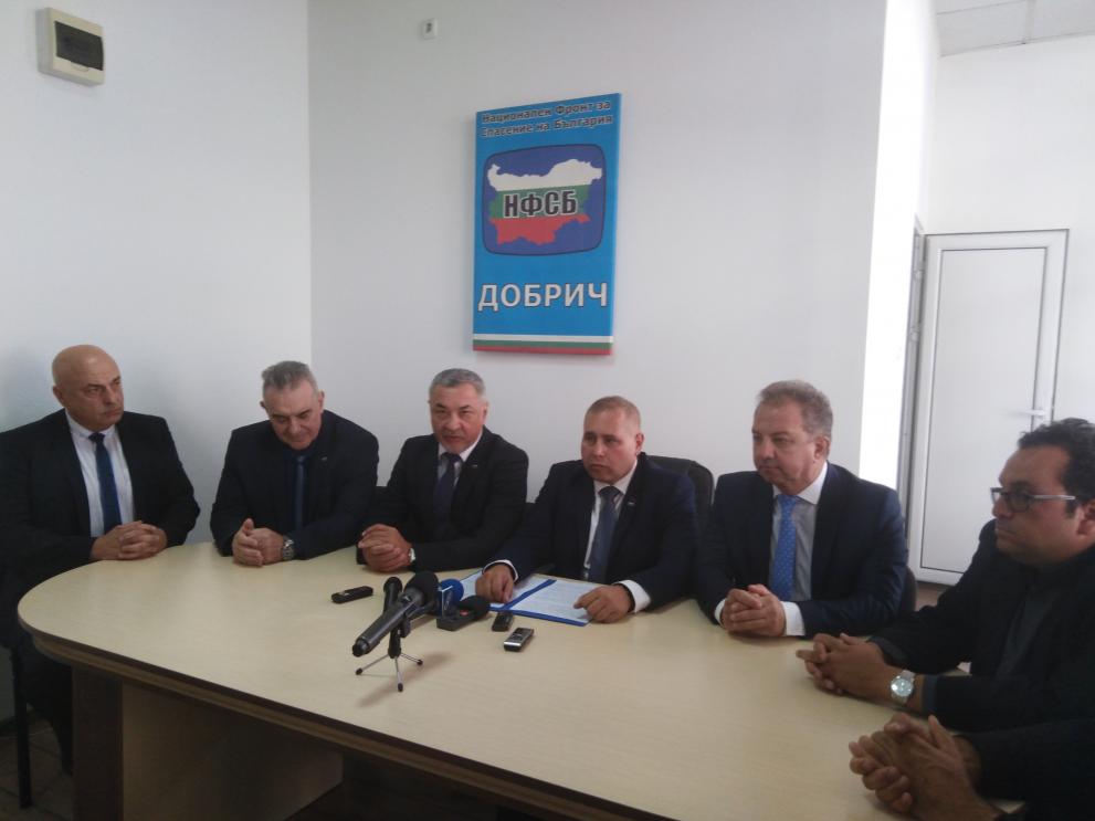 Ръководството на НФСБ пристигна в Добрич, за да подкрепи кандидатурата на Йордан Апостолов за кмет на града
