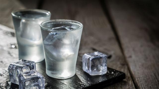 Медици разкриха лечебните свойства на водката