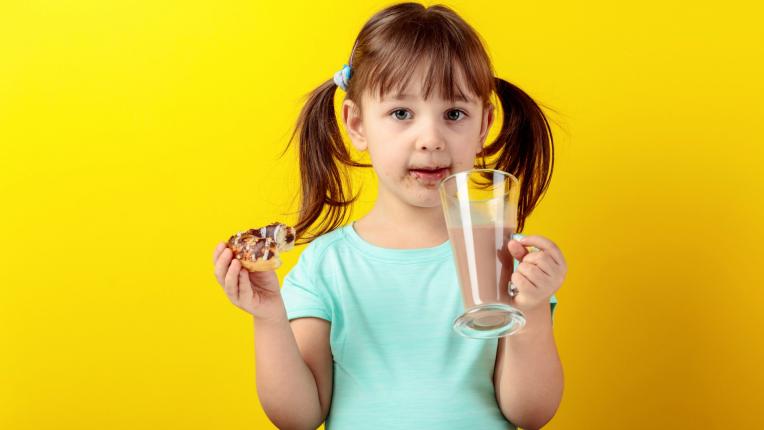  Внимание, родители: захарта в действителност кара децата ви да се държат зле 
