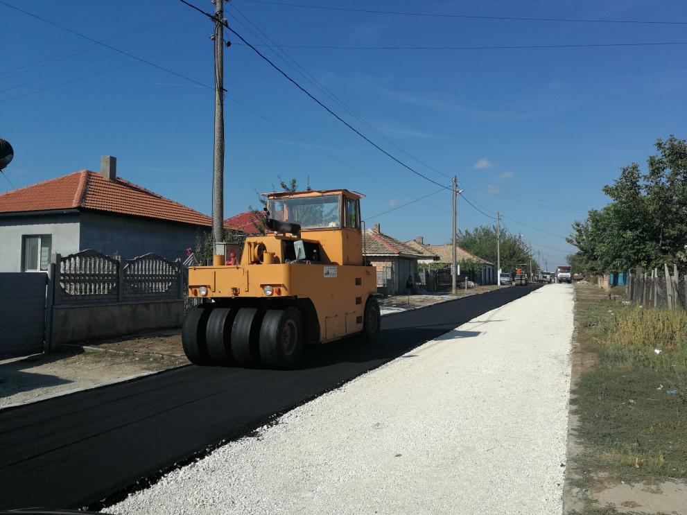 Улица Трета в Зърнево