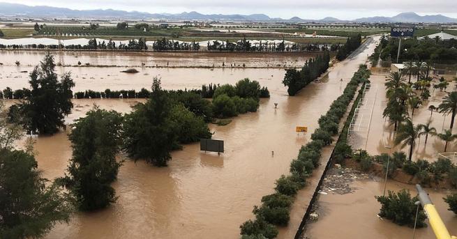 Наводненията в Югоизточна Испания взеха трета жертва, съобщиха испанските власти,