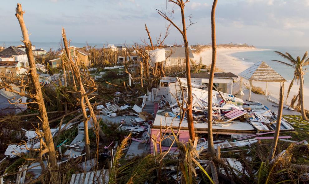 Опустошението на Бахамските острови от урагана Дориан