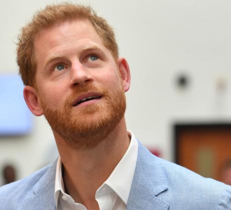 Хенри Чарлс Албърт Дейвид Маунтбатън Уиндзор внукът на кралица Елизабет Втора