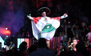 Професионалният боксьор Тайсън Фюри победи Ото Валин в изключително атрактивен