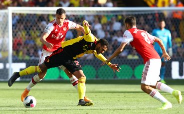 Футболистът на Арсенал Гранит Джака призна че отборът играе недопустимо