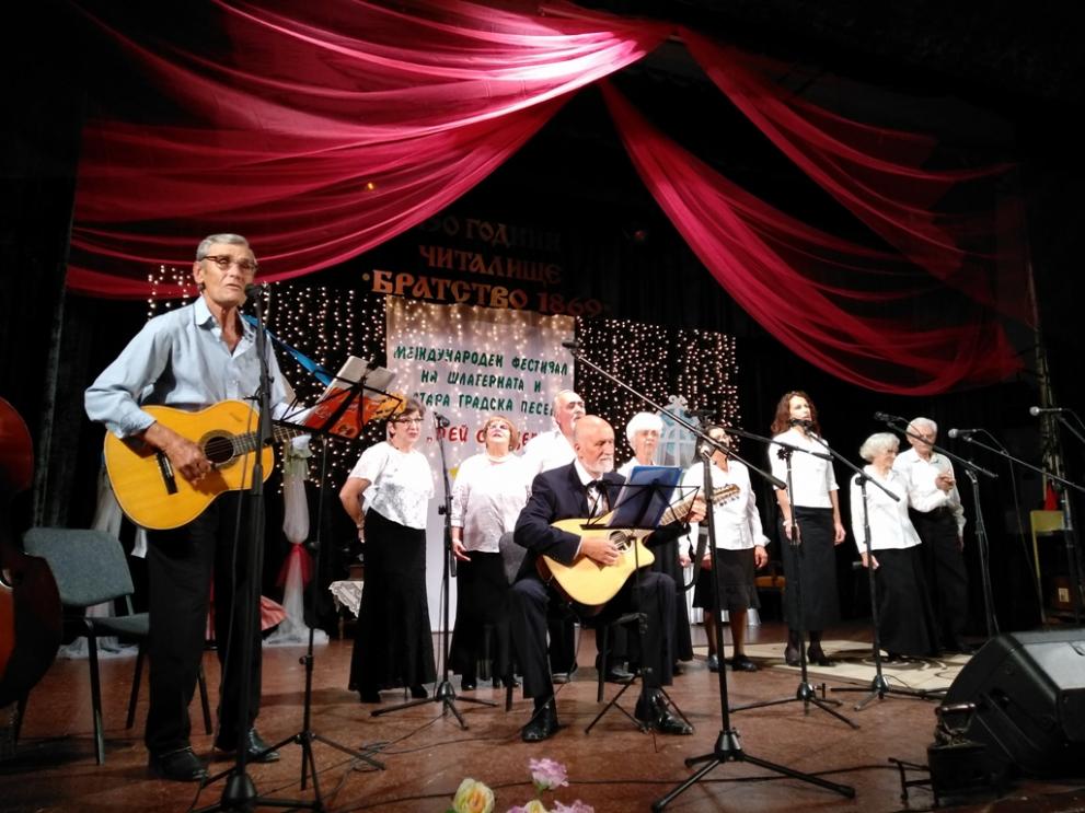 Победителите в Международният фестивал на шлагерната и старата градска песен