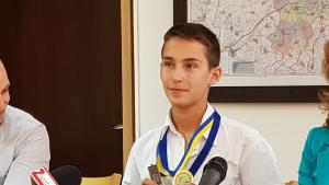 Даниел Ладжев