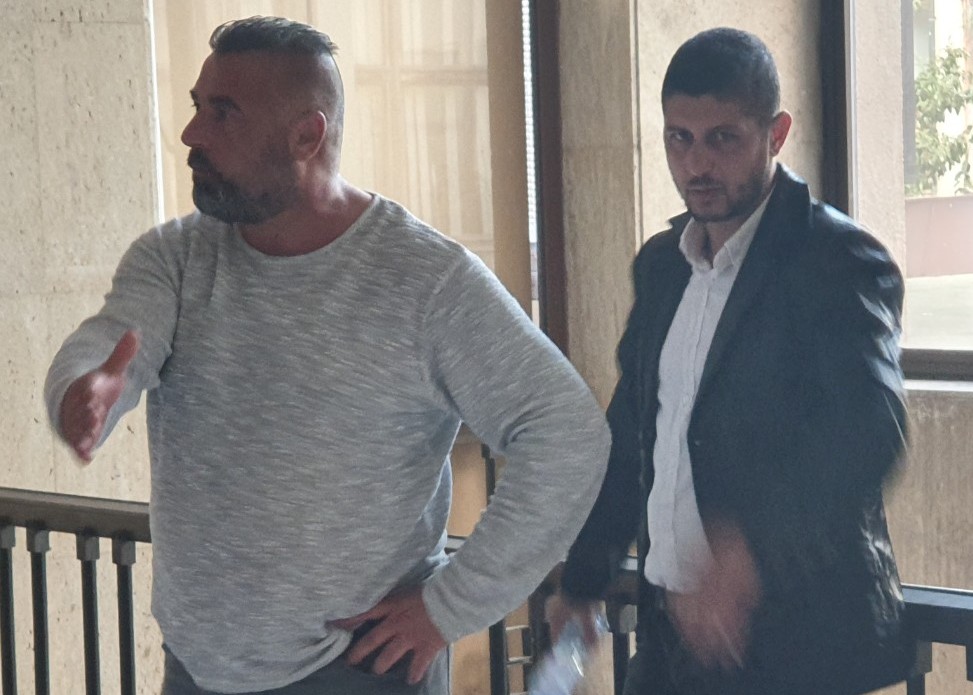 Атанас Динков ще изтърпи присъдата си при първоначален строг режим, постановиха магистратите.