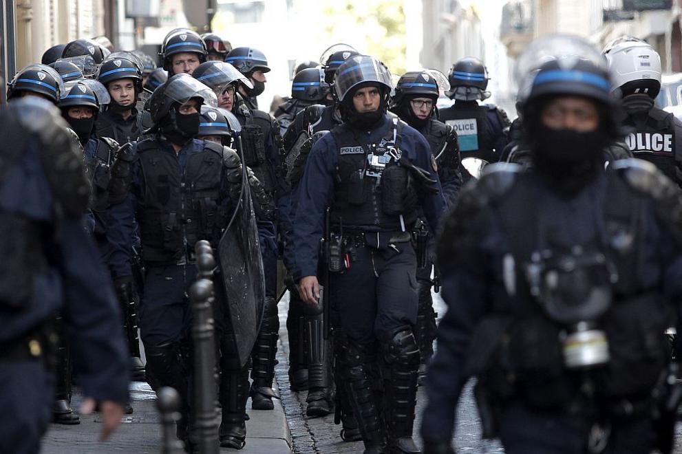 Париж полиция