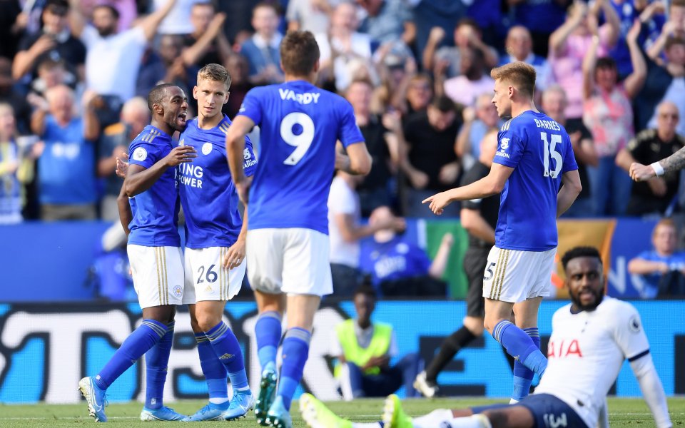 След два гола през второто полувреме и пълен обрат Лестър