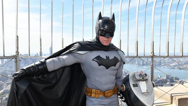 „Батман“ оглавява бокс-офис класацията на Северна Америка за втора поредна седмица