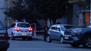 Благоевград мъж скочи прозорец блок