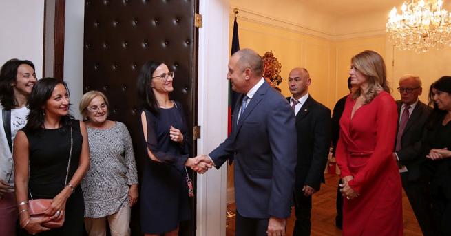 Президентът Румен Радев се срещна с българската общност в Ню