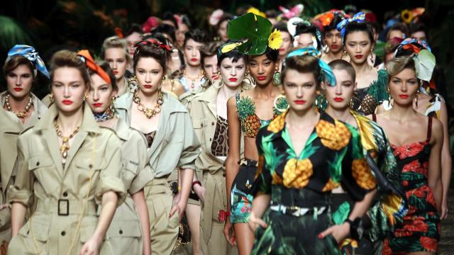 Dolce&Gabbana и Gucci закриха седмицата на модата в Милано (СНИМКИ)
