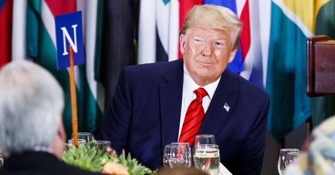 Свят Нов скандал около Тръмп ще има ли импийчмънт Започва