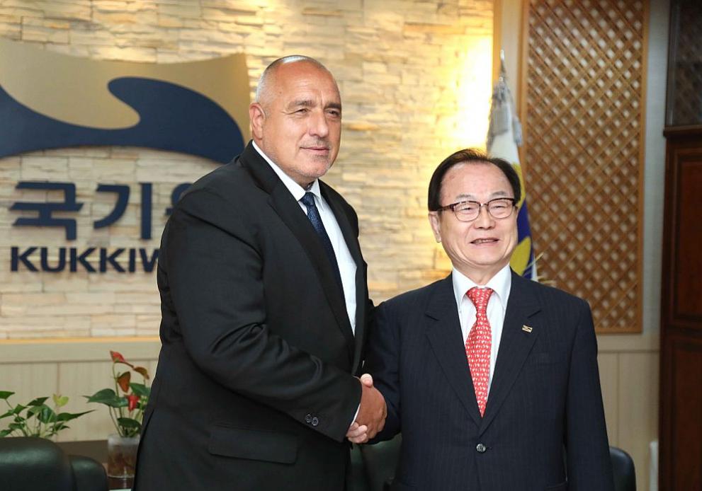 Премиерите на Република Корея и България Ли Нак йон и Бойко Борисов