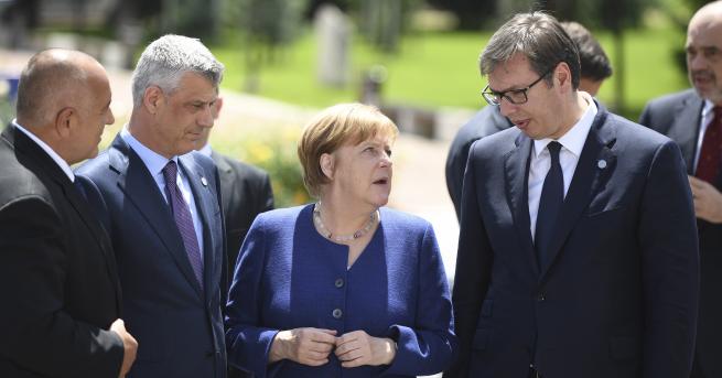 Свят Сърбия: Вучич огорчен, че Фолксваген отива в Турция; Меркел: