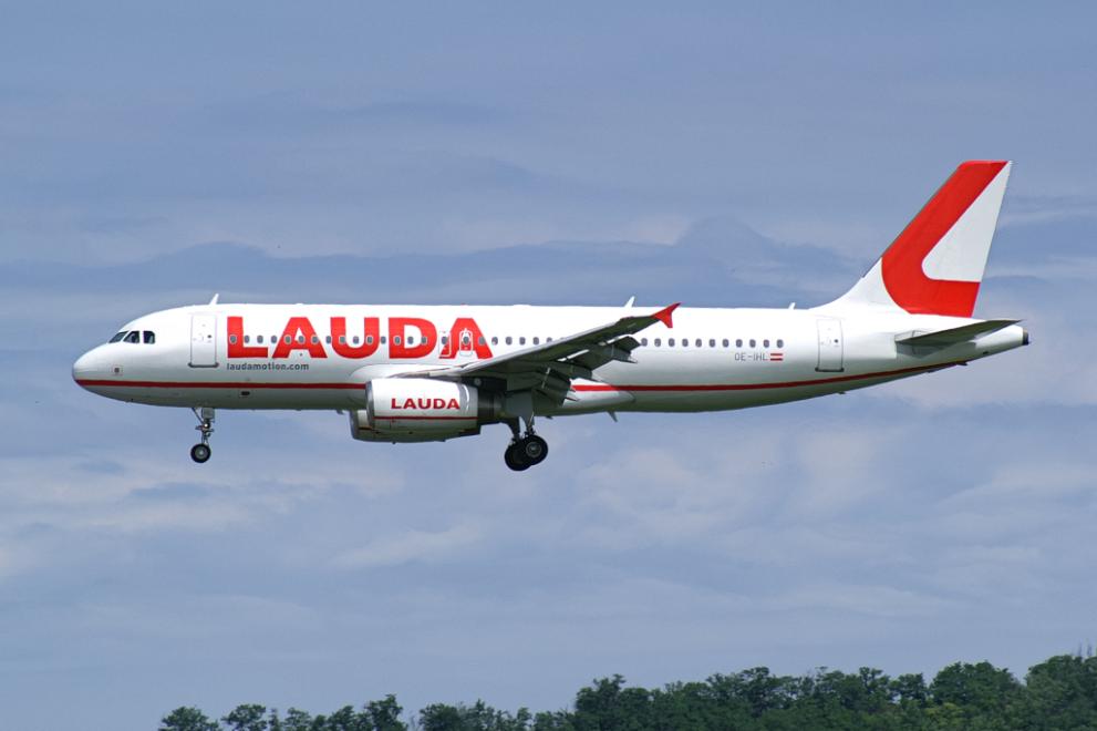 Два седмични полета от Бургас до столицата на Австрия от началото на април 2020 г., е предложението на авиокомпанията.