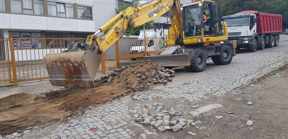 Започна ремонтът на Бабуна планина в Дупница