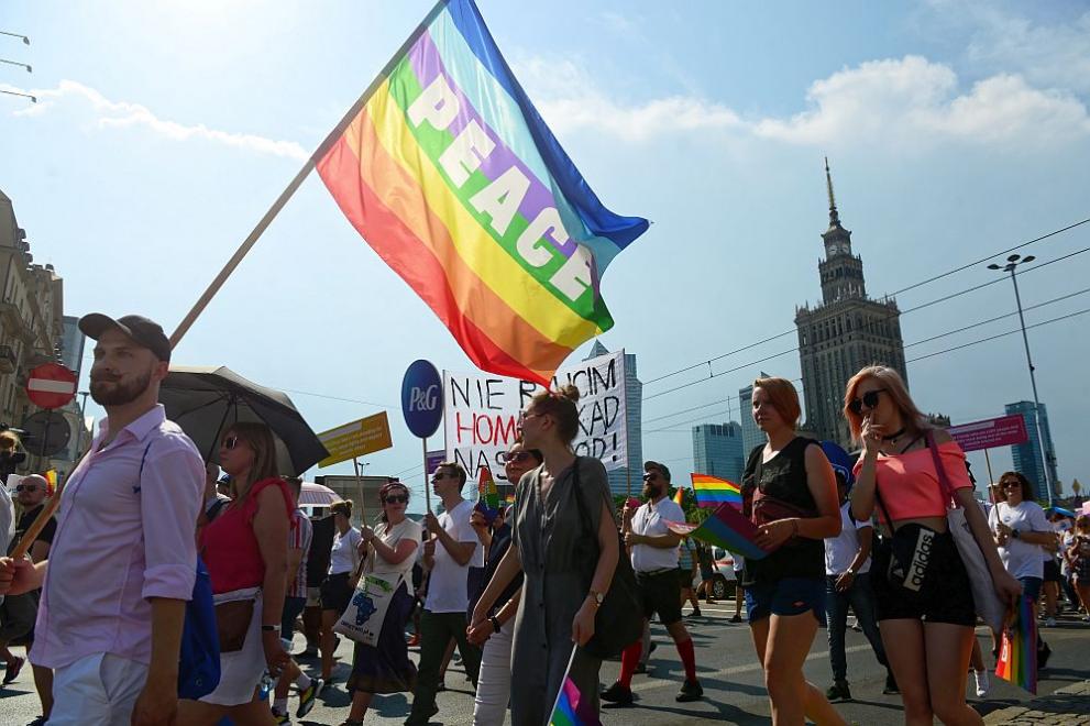 Тазгодишният гей парад в полската столица Варшава, проведен през юни