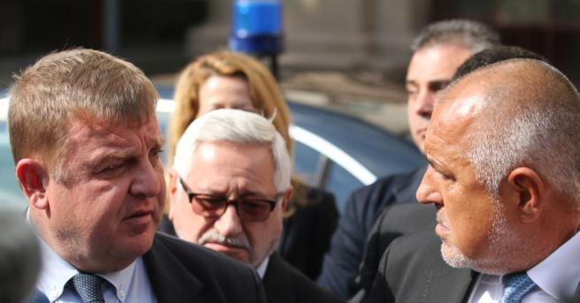 Премиерът Бойко Борисов и вицепремиерът Красимир Каракачанов са на посещение