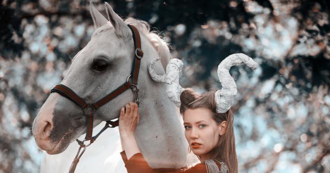 Да го кажем така да имаш земна зодия Телец Козирог