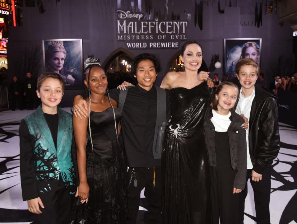  Анджелина Джоли Господарка на злото Злодеида премиера 