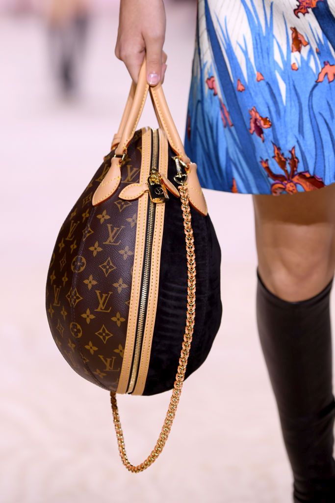 Дамската колекция прет-а-порте на Louis Vuitton за пролет/лято 2020 г.