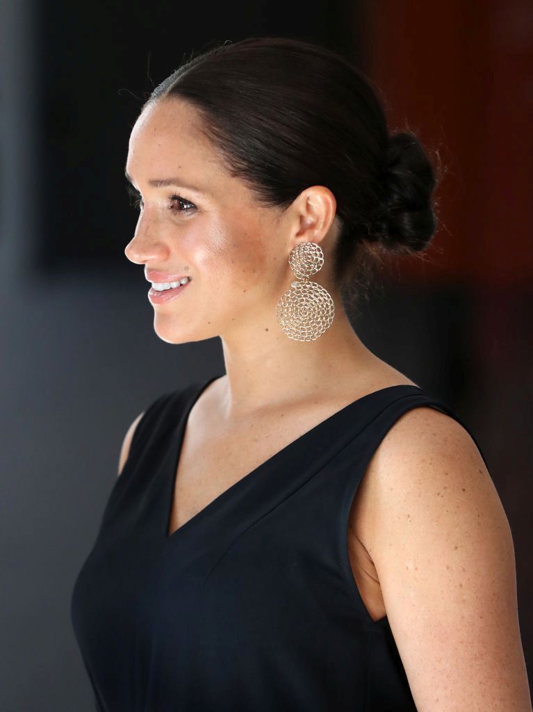 Тоалетите, които Меган носеше по време на визитата в Африка