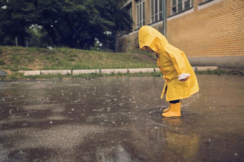  дъжд дете дъждобран 