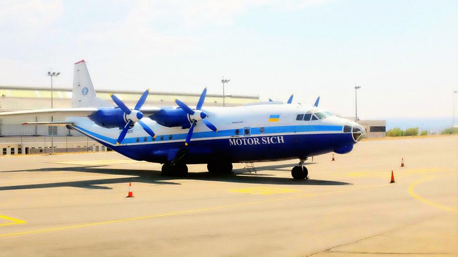  Трима починали след спешно кацане в Лвов 