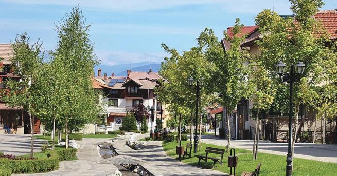 Все повече българи избират родните курорти за почивка Това отчитат