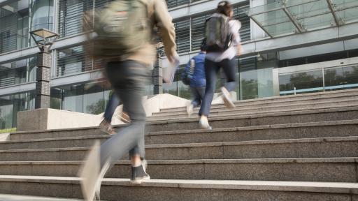  Паника измежду ромите в Сливен, прибраха си децата за минути 