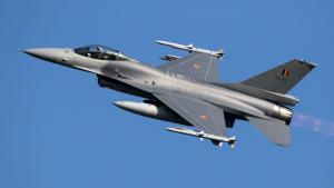 F 16