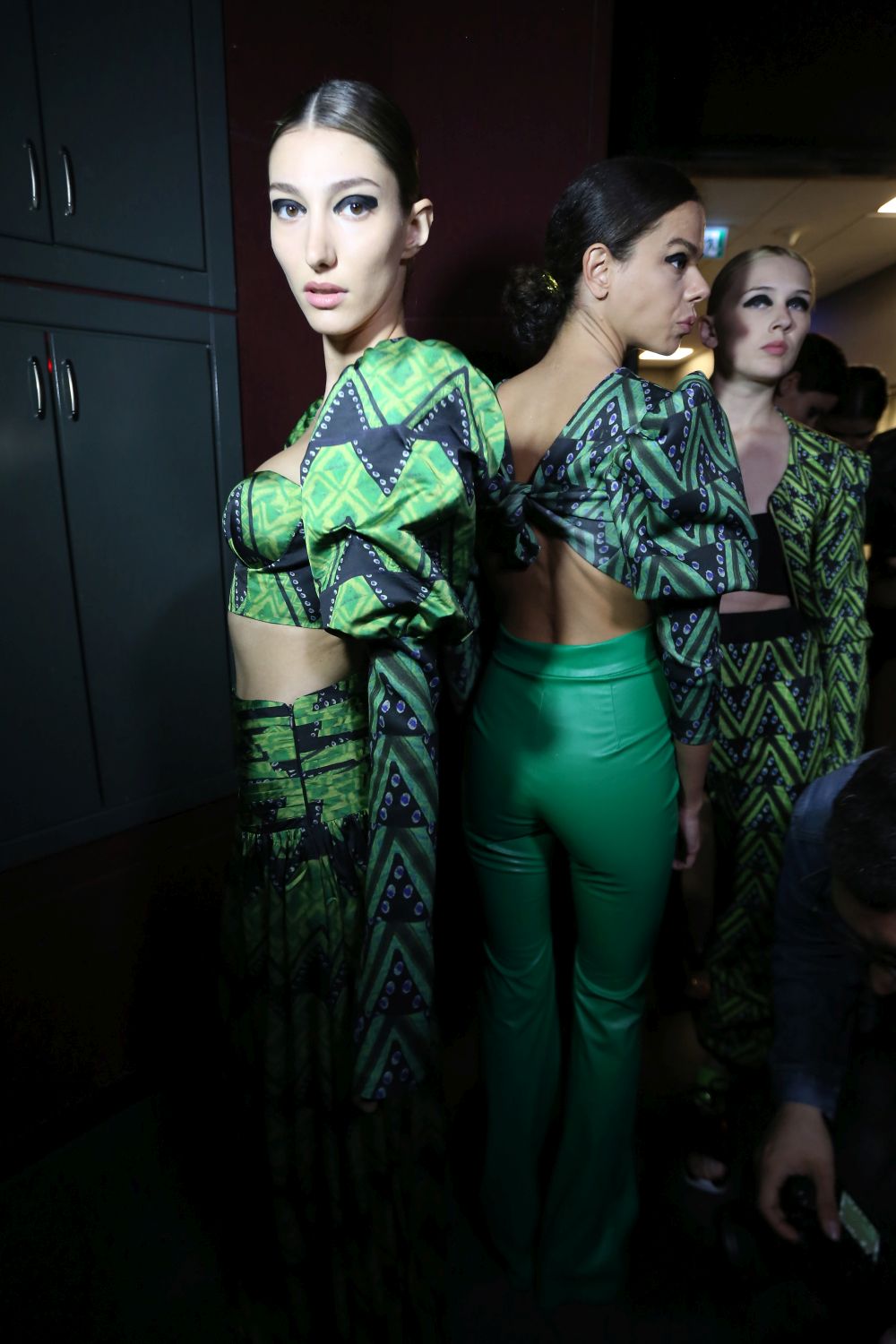 Топли цветове, шарени десени и много екзотика в Седмицата на модата в Истанбул.