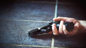 самоубийство пистолет