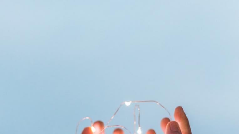  Какво разкриват линиите върху китката за вас? 