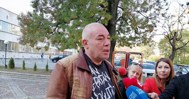 Състоянието на Стефан Данаилов остава много тежко Въпреки появилите се
