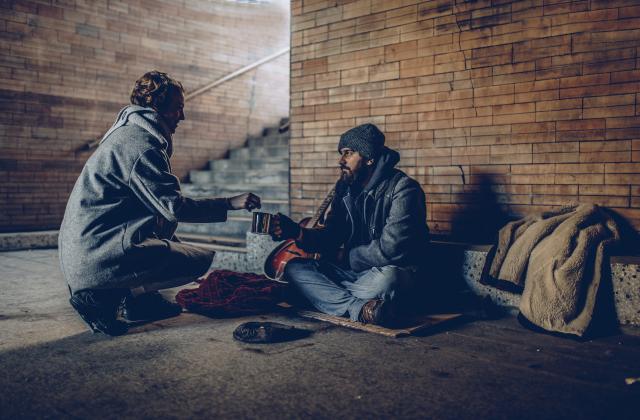 През 2024 г. 93,3 милиона души в ЕС (21,0% от