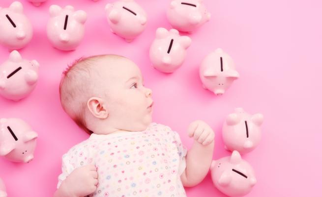  Национален статистически институт: Между 1000 и 2000 по-малко бебета всяка година у нас 