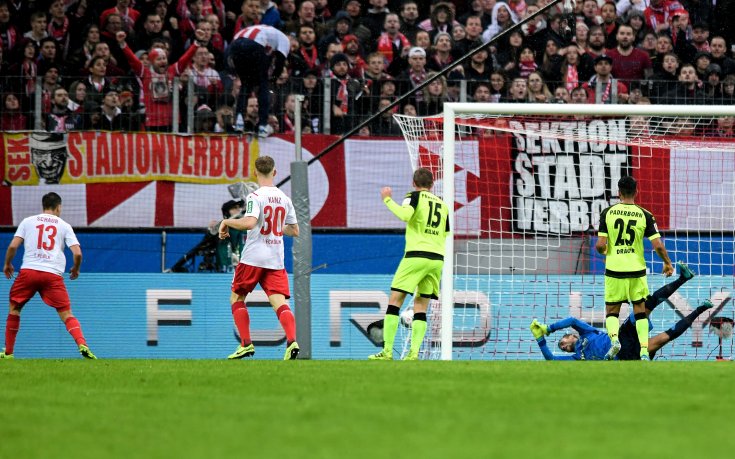 Падерборн продължава да си носи единствената точка в актива