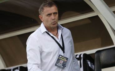 Акрапович: Напуснаха ни двама играчи, може да има и трети