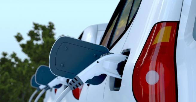 Схема за налагане на електромобилите предвижда редица облекчения за техните