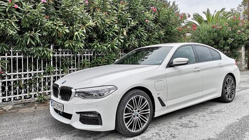  <p>Магическата формула на BMW 530e (тест драйв)</p> 