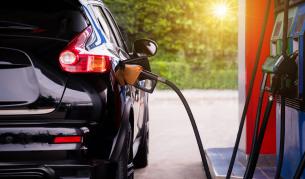 Експерт: Цената на бензина може да стане 3 лева