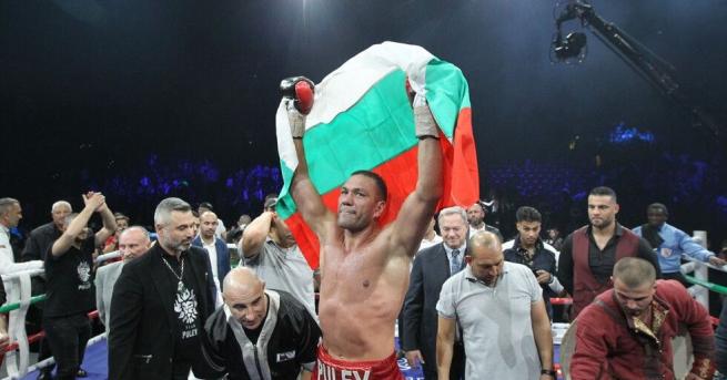 Българският боксьор в тежка категория и претендент за една от