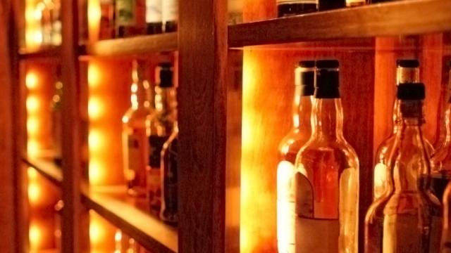 Най-голямата колекция уиски в света бе продадена на търг за над 9 млн. долара